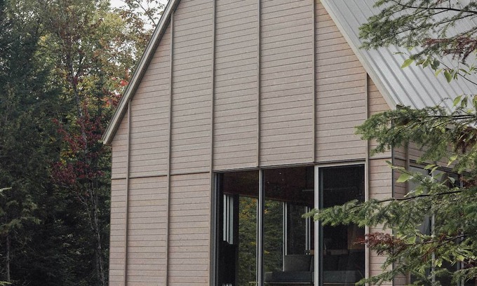 Chertsey Ski Chalet | The Serene Summary: T
