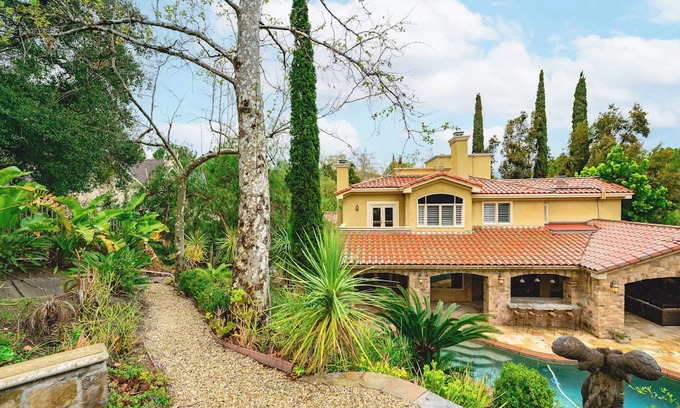 Coto de Caza House | Luxury Villa w Pool, Garden & Outdoor Lounge