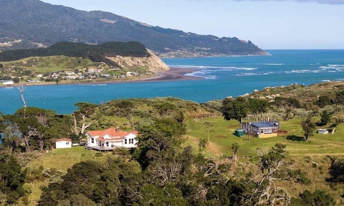 Te Akau Other | Te Akau - Ultimate comfort, adventure & seclusion
