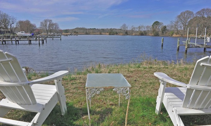 Rock Hall House | Heron Cove, a Waterfront vacation spot near Rock Hall with private pier