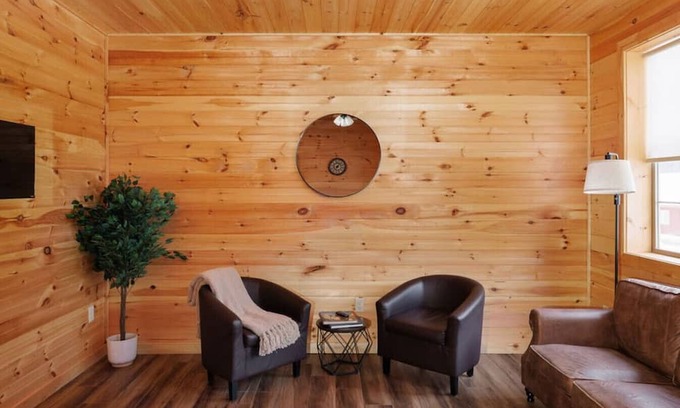 Bethlehem Cabin | Scenic 2-Bed Log Cabin Townhouse