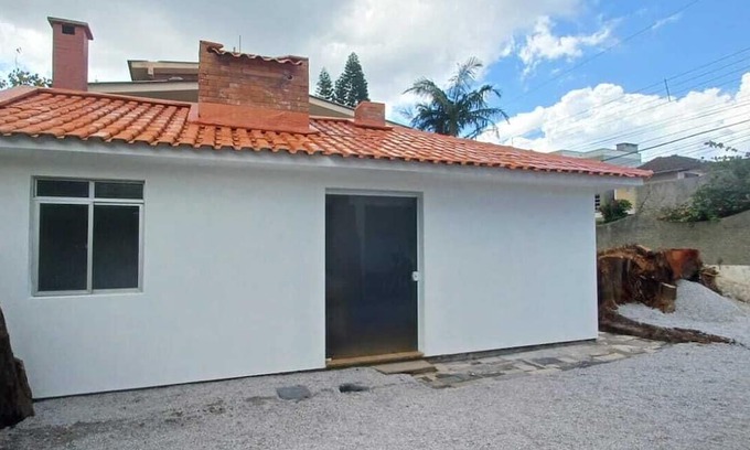 Armacao Apartment | One bedroom and living room apartment with fully equipped kitchen.