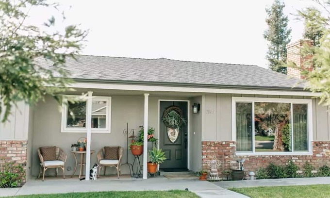 Visalia House | Charming 2-bedroom house in quiet country Visalia with pool