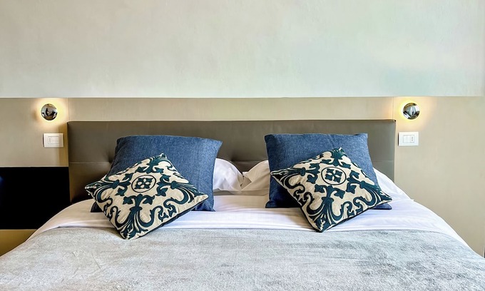 Siena Apartment | Fresco Suite