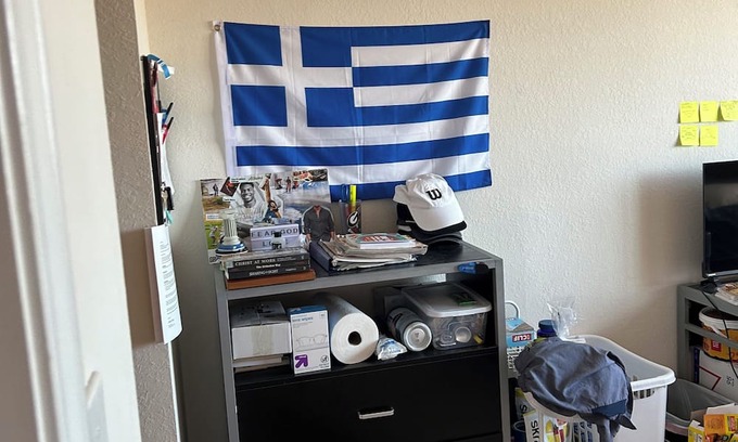 Athens Apartment | Cozy 1-bedroom apartment in Athens with AC, WiFi, fitness room, and a pool!