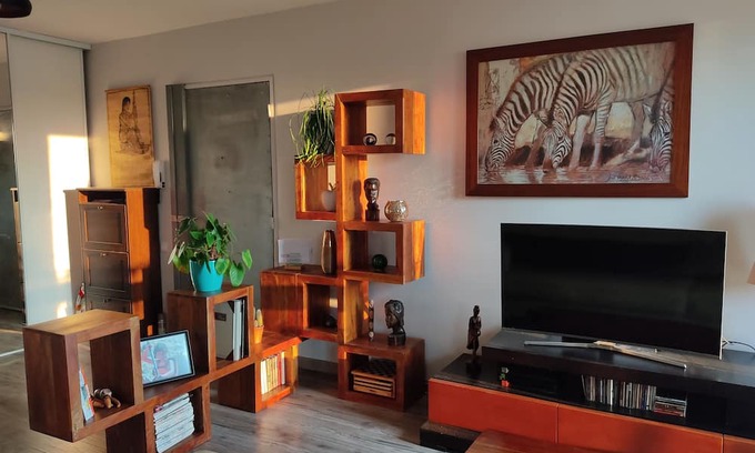 13th Arrondissement Apartment | * New * Apartment with breathtaking view of pine forest in quiet residence