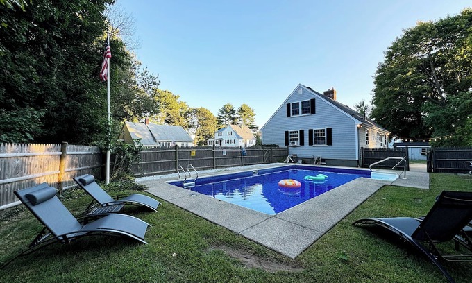 Marblehead House | Large 4-Bedroom Home with Pool, Nature Trails, Redd's Pond, Walkable to Shopping