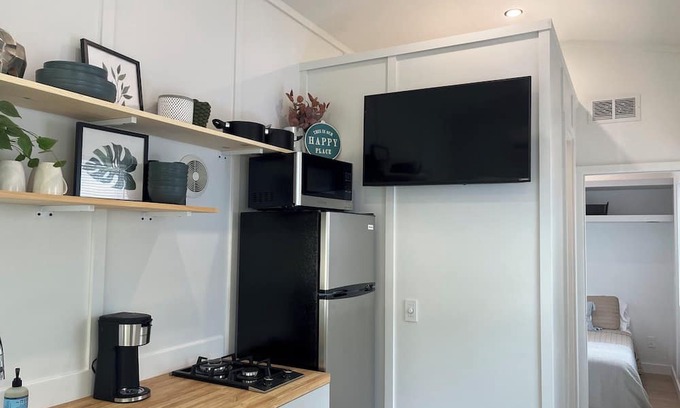 Marianna Apartment | Unique tiny home experience in a one of a kind tiny home park