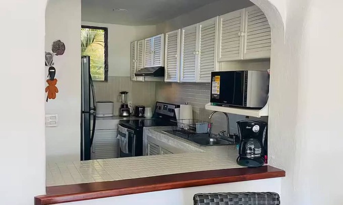 Isla Iguana House | Beautiful Mexican style house @ the Marina