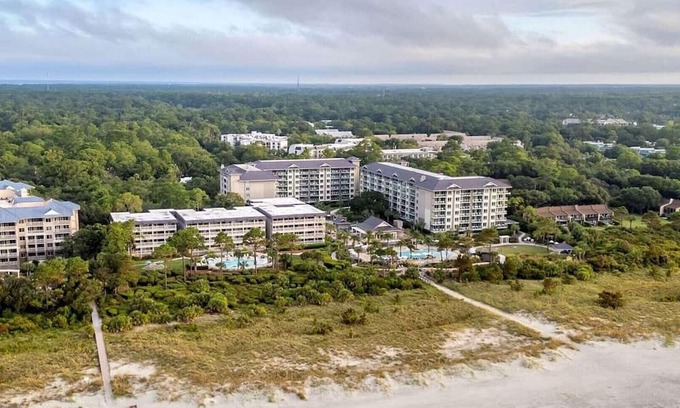 Hilton Head Island Resort | Perfect Family Friendly Beach Stay-Ocean Oak Resort by Hilton-2 Bd. Oceanfront