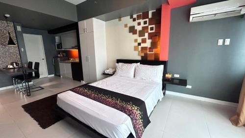 Legazpi Village Apartment | Modern condo in KL Tower