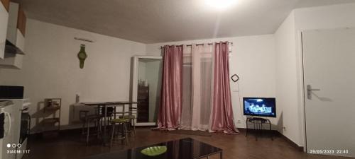 Croix-d'Argent Apartment | Appartement meublé
