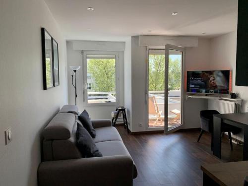 Suresnes Apartment | Beau Studio Lumineux Puteaux La Défense Suresnes