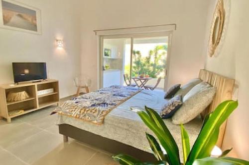 Cul de Sac House | Beautiful suite S16 pool next to Pinel Island