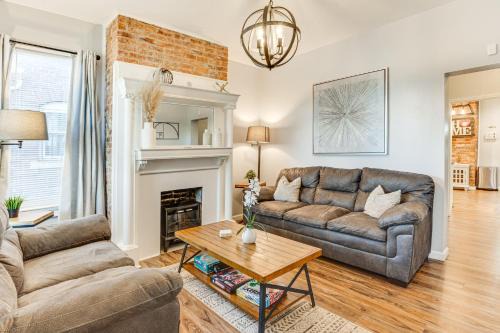 Merion Village Apartment | Columbus Vacation Rental about 3 Mi to Downtown!
