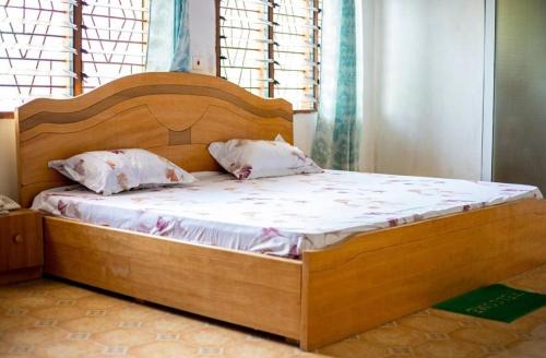 Nungua House | J in G Retreat Center