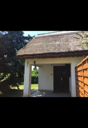 Keszthely House | Nádtetôs hàzikó nagy kerttel